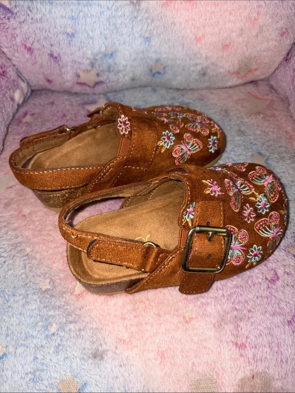 N/A cute brown